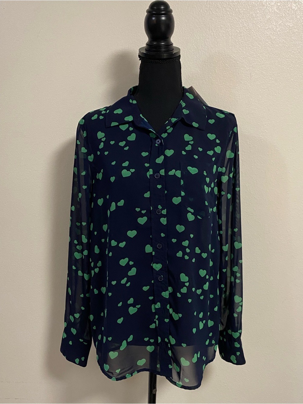 Banana Republic Factory Shirt Women Size Small Navy Heart Print Button-Up Blouse